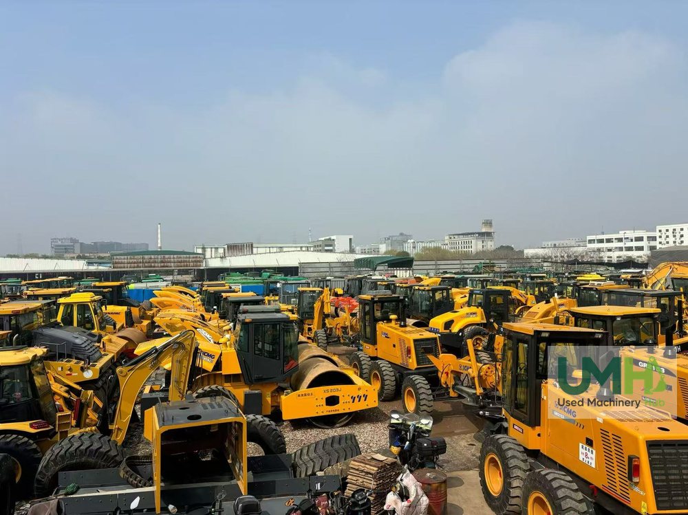 Used machinery yard photo 6
