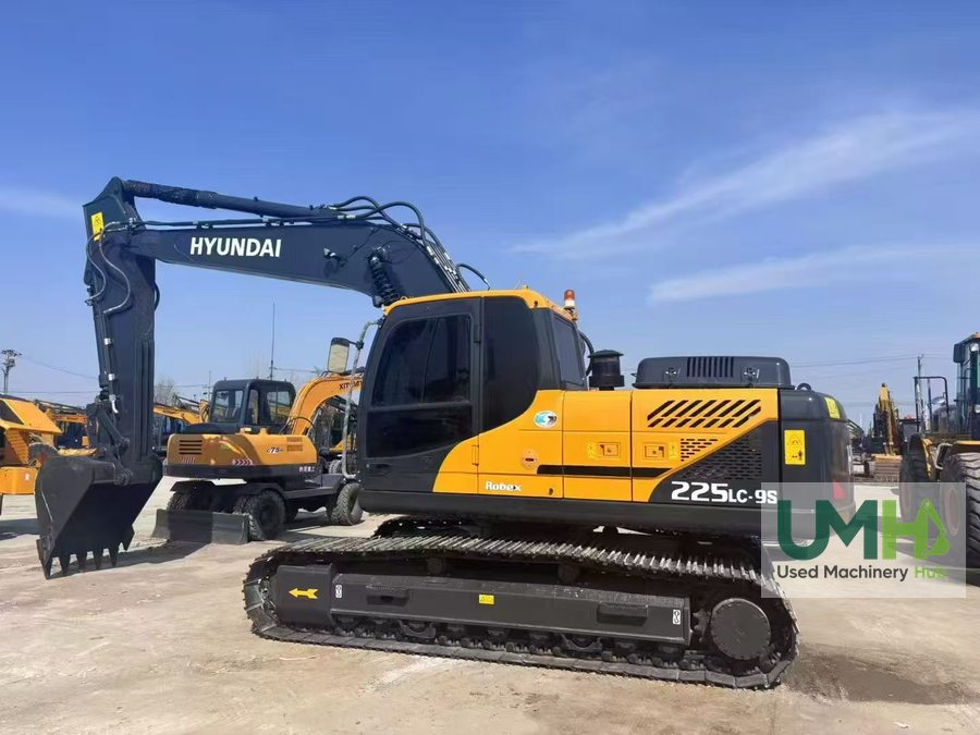 Hyundai 225LC-9S Used Excavator